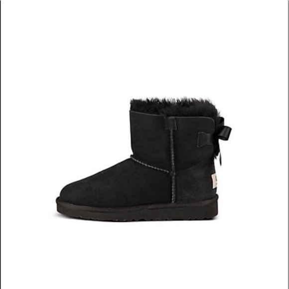 Black UGGS with Bow on the back - Picture 2 of 4